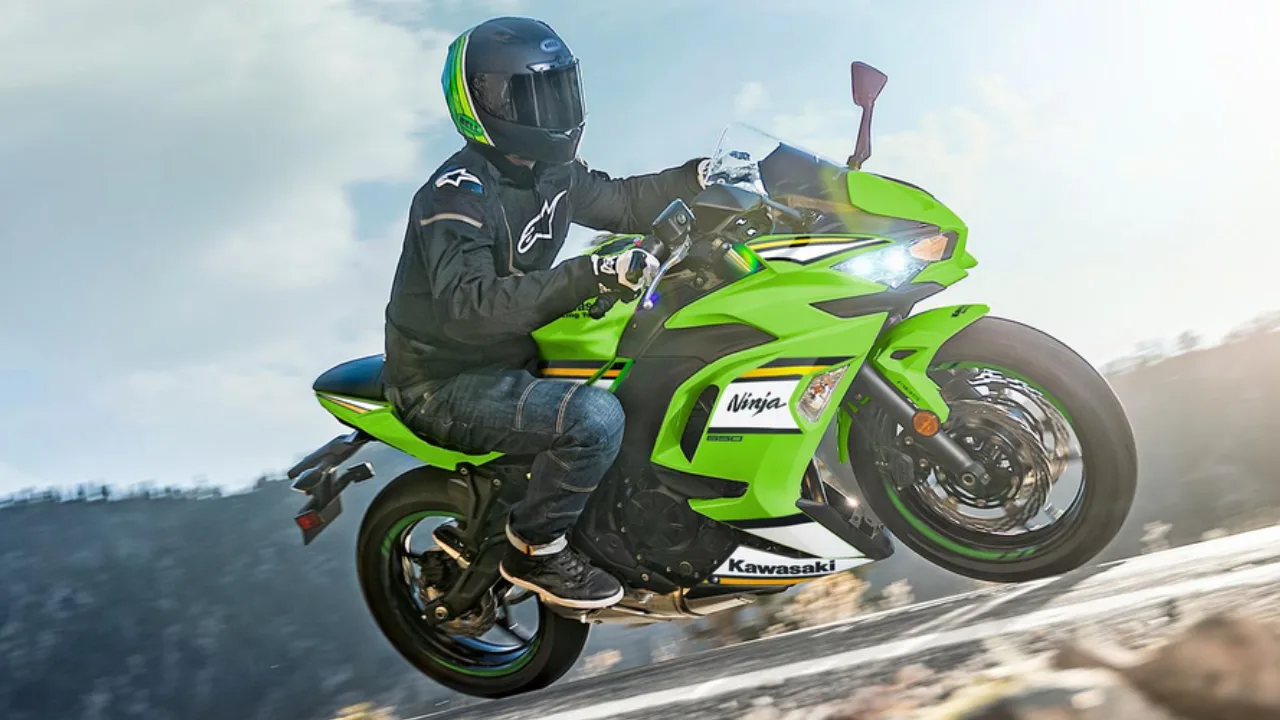 Kawasaki Ninja 650 Features And Specifications
