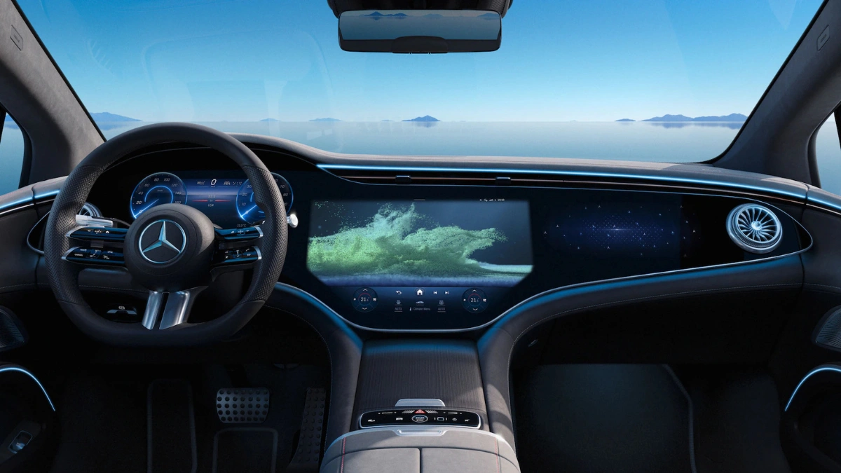 Mercedes EQS interior space and comfort level