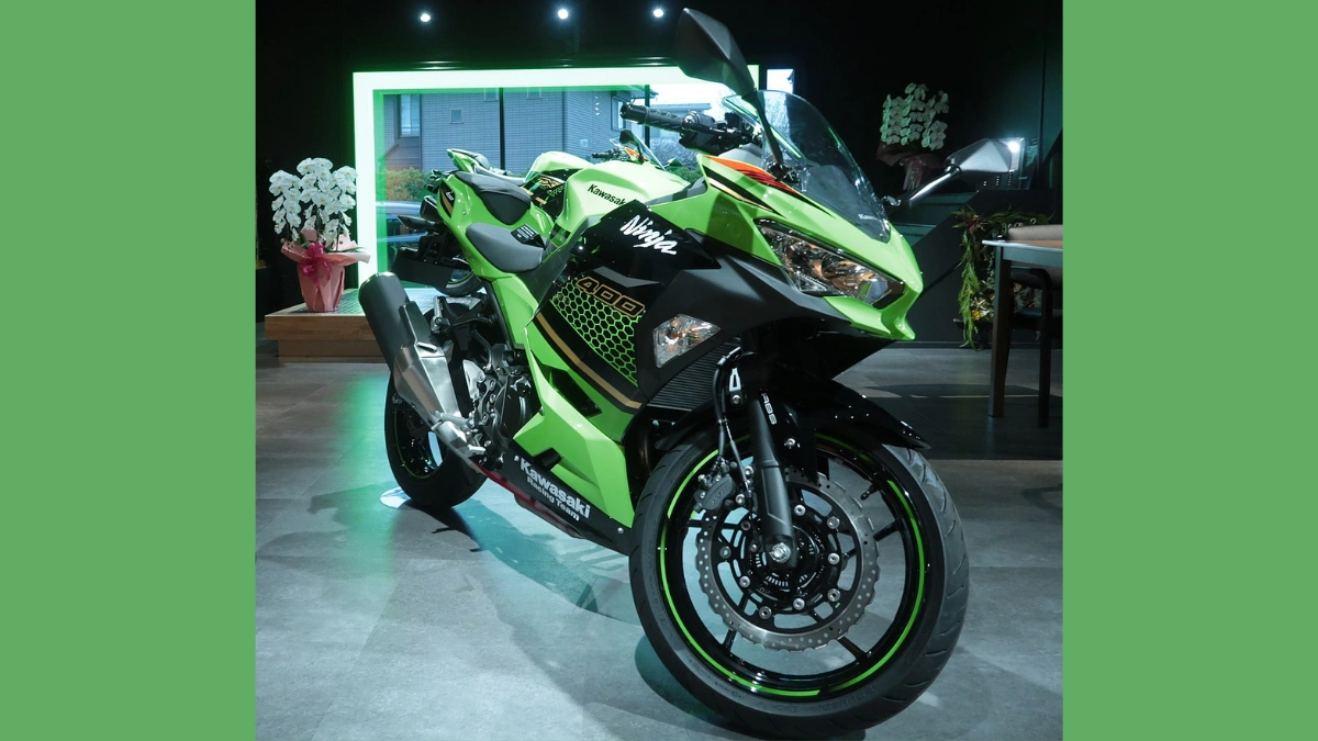 Kawasaki Ninja 400 Price, Images & Used Ninja 400 Bikes