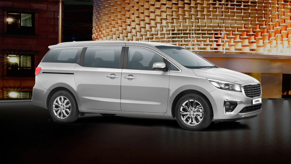 Kia Carnival Prestige Review, Pricing, and Specs