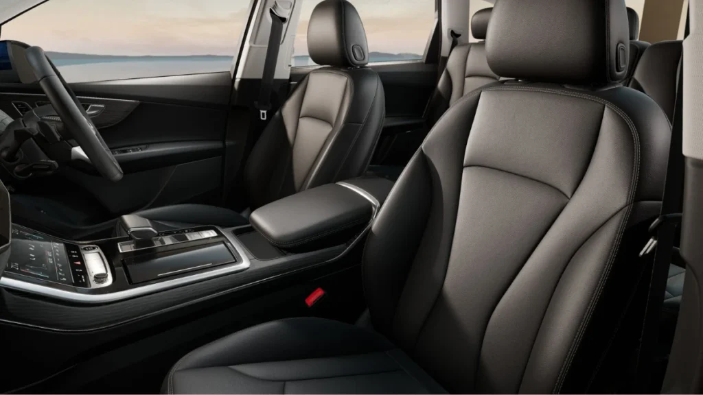 What are the key features of the Audi Q7 2025 model?
