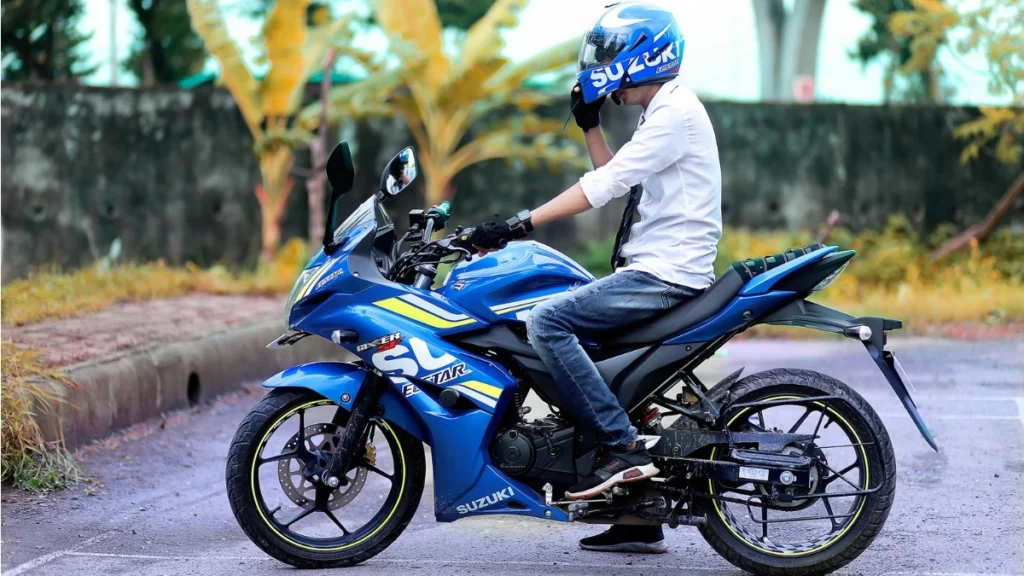 Gixxer SF 155 detailed specifications and features