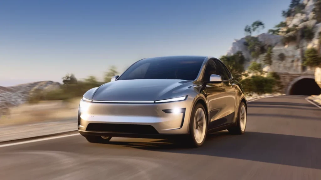 What are the top features of the Tesla Model Y electric SUV