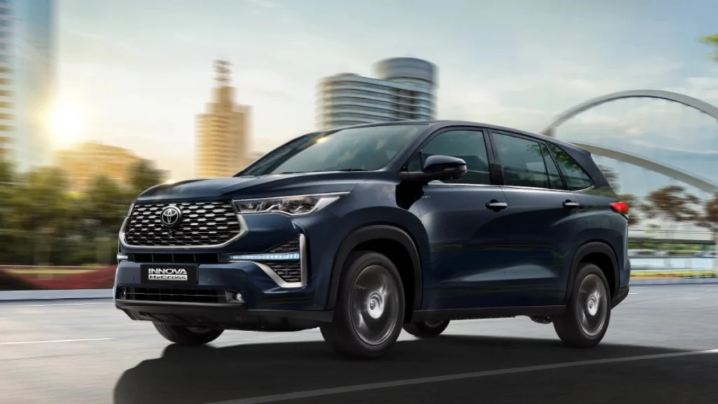 Toyota Innova Hycross engine specs and power output