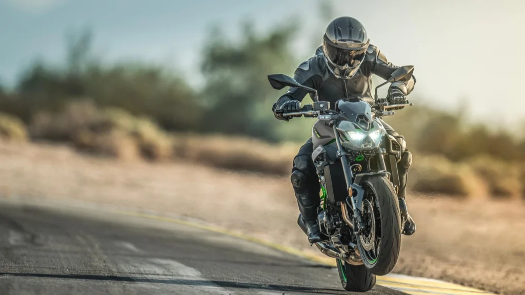 Kawasaki Z900 quick shifter benefits